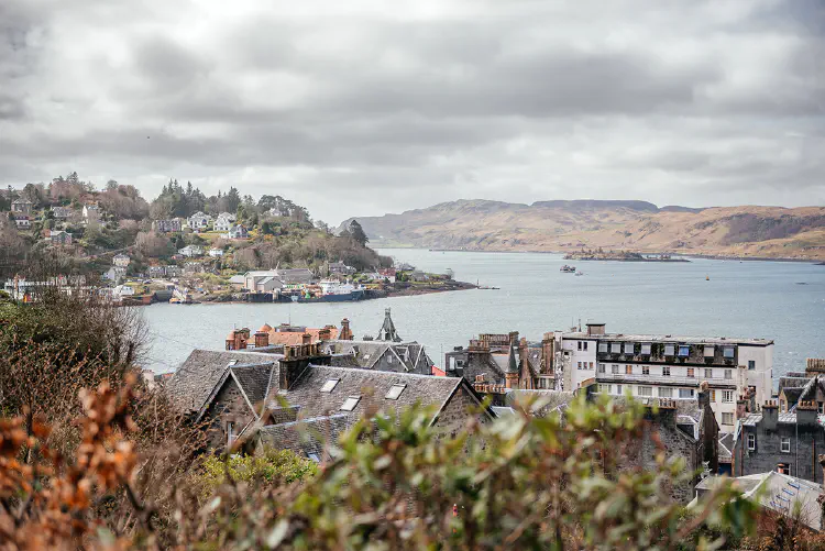 A Day Trip to Oban: Scenic Railways, Tower Views, and Coastal Charm